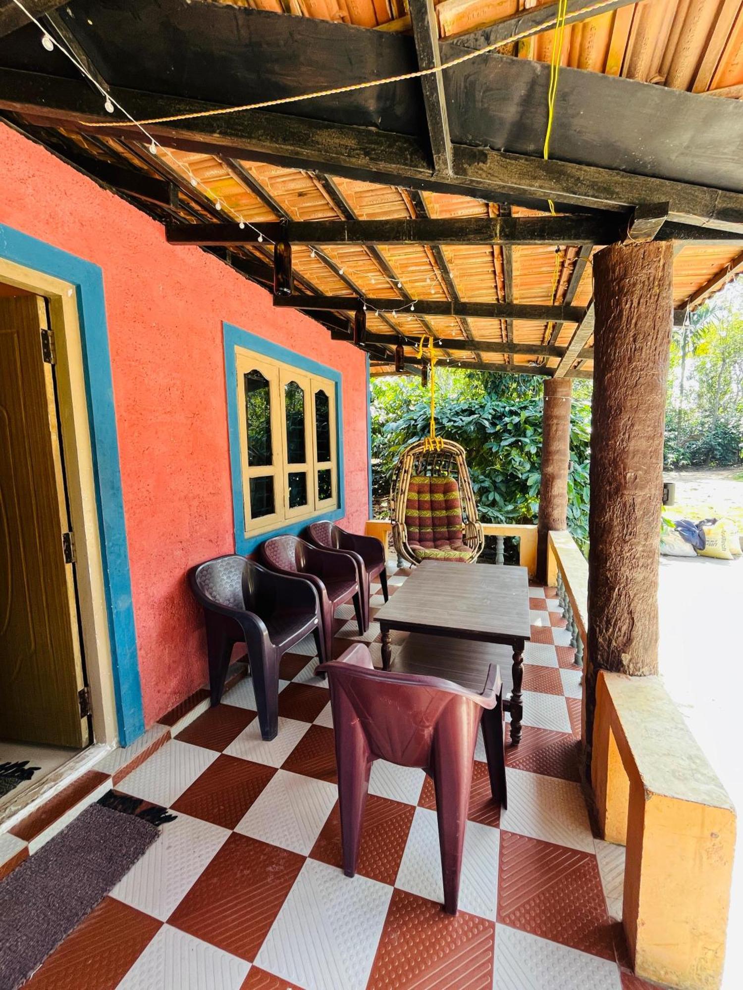 Preetham Homestay Kushālnagar المظهر الخارجي الصورة